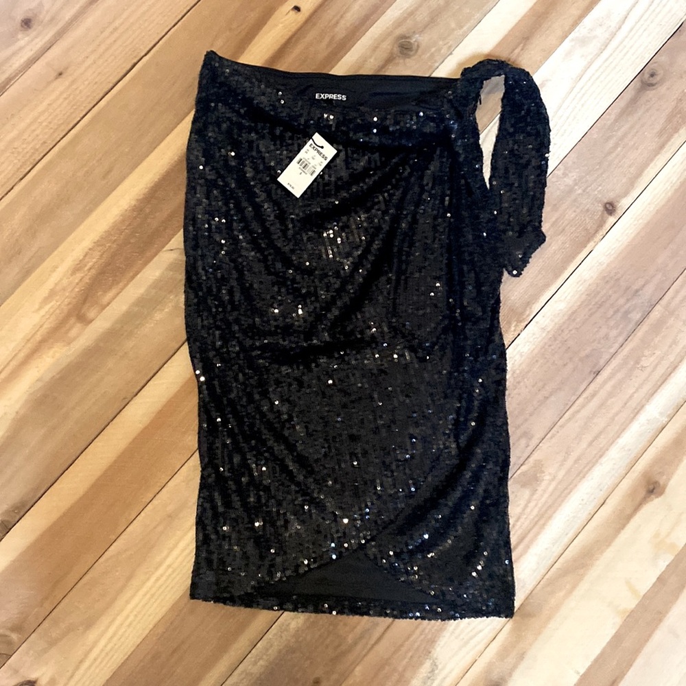 Express sequin skirt